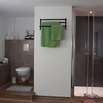 3 Nur 1km Bis Badestrand Stoebnitz * Mucheln